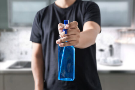 مینی تریگر و پمپ اسپری مینی تریگر و فروش مینی تریگر و قیمت مینی تریگر و گلدن اکتیو تولید کننده انواع مینی تریگر و و پمپ مینی تریگر و خرید پمپ مینی تریگر و انواع مینی تریگرهای اسپری‌های رقیق پاش و غلیظ پاش و عوامل موثر بر قیمت مینی تریگر و خرید و فروش پمپ تریگر و تولید و فروش درب مینی تریگر و فروش عمده بطری مینی تریگر در رنگ های گوناگون و انواع کاربردهای مینی تریگر در صنایع گوناگون نظیر شوینده ها، ارایشی بهداشتی، محصولات دارویی و غیره - کاربردهای تخصصی مینی تریگر در بسته‌بندی محصولات آرایشی، بهداشتی و شوینده